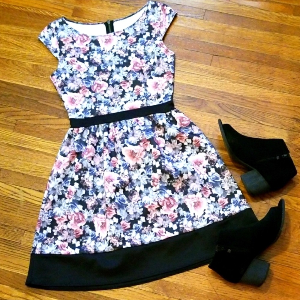 Xhilaration Dress